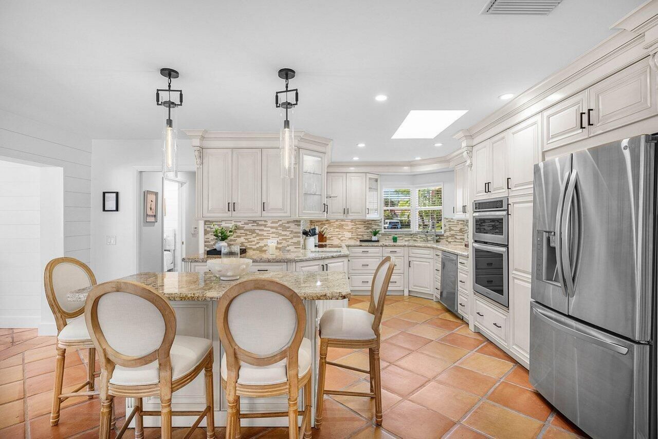 18 Bristol Lane, Boynton Beach, FL 33436 Photo