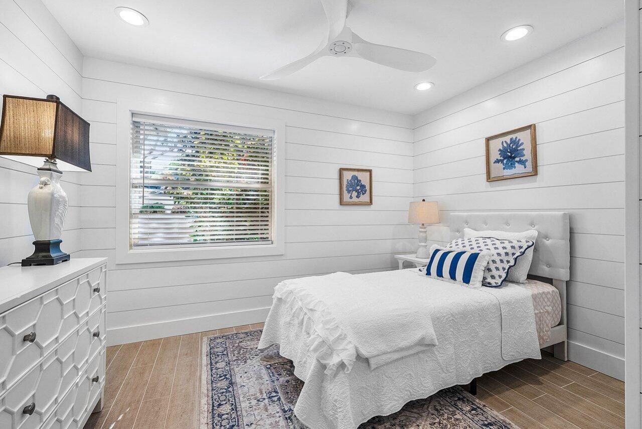 18 Bristol Lane, Boynton Beach, FL 33436 Photo