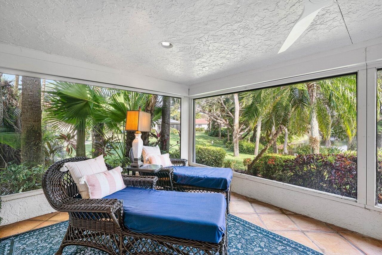 18 Bristol Lane, Boynton Beach, FL 33436 Photo