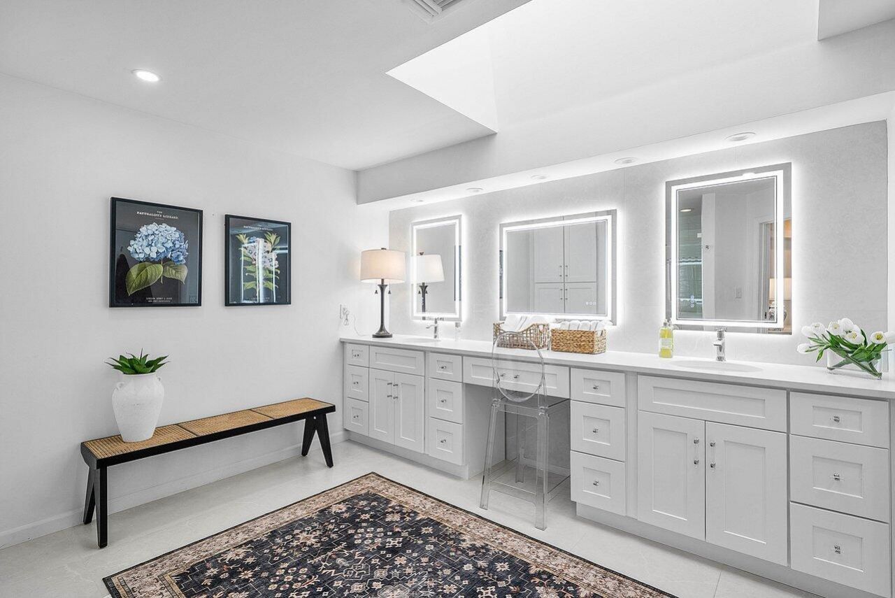 18 Bristol Lane, Boynton Beach, FL 33436 Photo