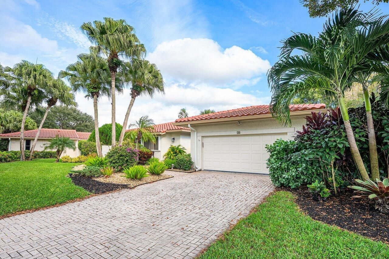 18 Bristol Lane, Boynton Beach, FL 33436 Photo