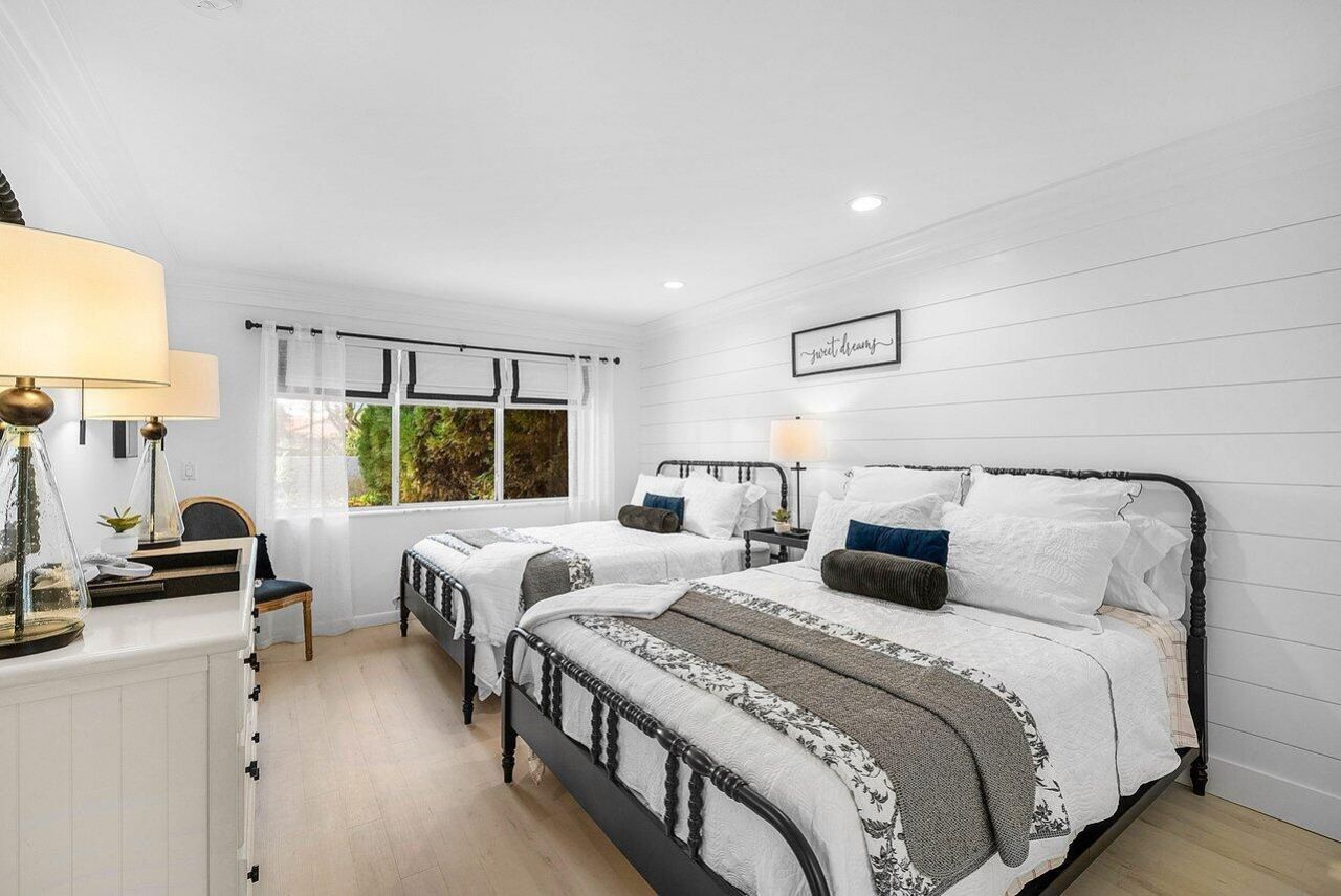 18 Bristol Lane, Boynton Beach, FL 33436 Photo