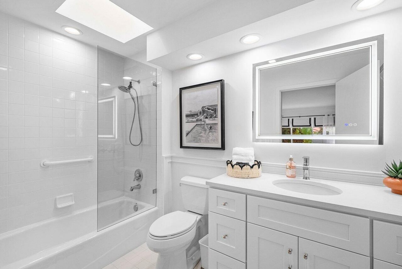 18 Bristol Lane, Boynton Beach, FL 33436 Photo