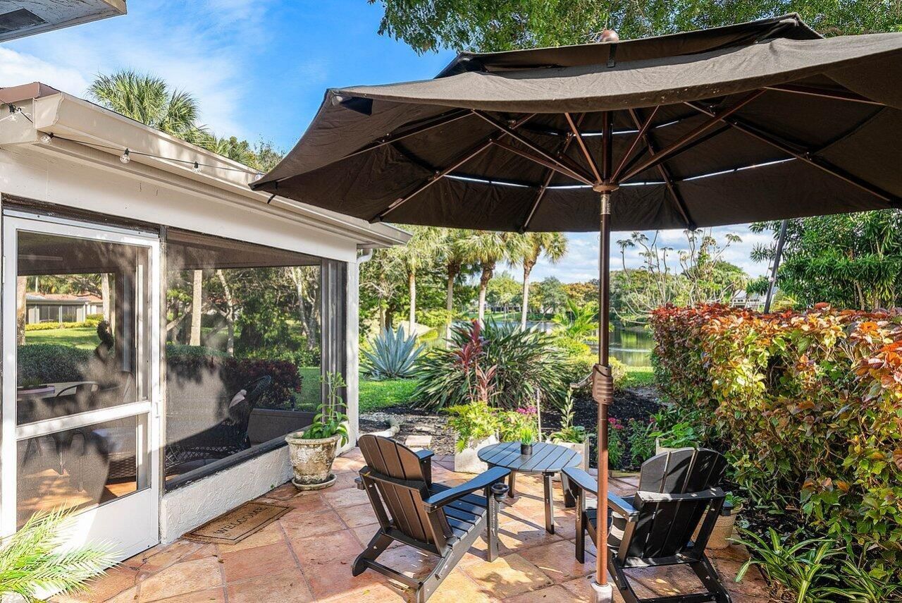 18 Bristol Lane, Boynton Beach, FL 33436 Photo