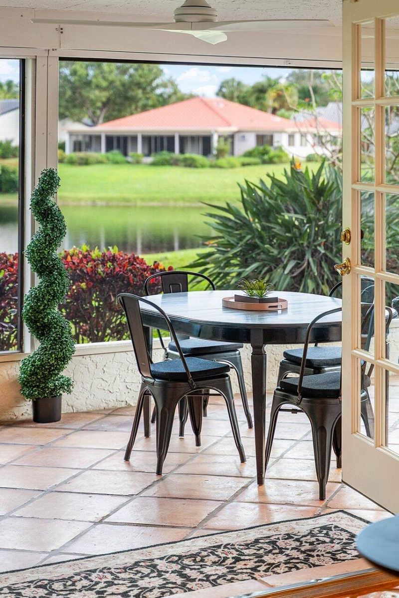 18 Bristol Lane, Boynton Beach, FL 33436 Photo