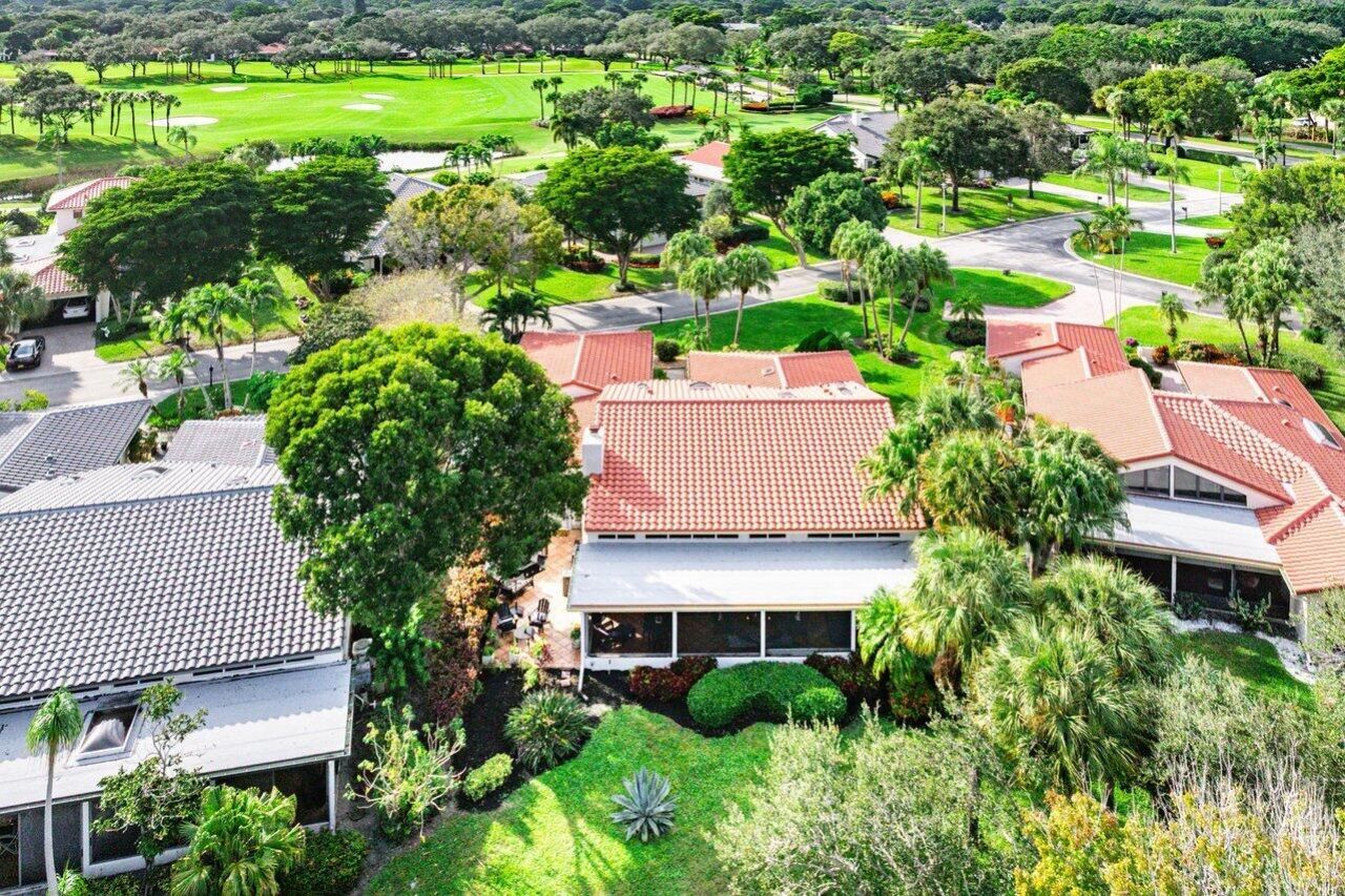 18 Bristol Lane, Boynton Beach, FL 33436 Photo