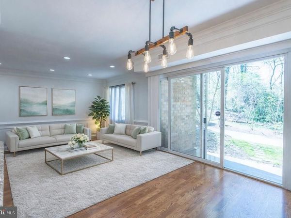 8000 LE HAVRE PLACE, Unit 5, FALLS CHURCH, VA 22042