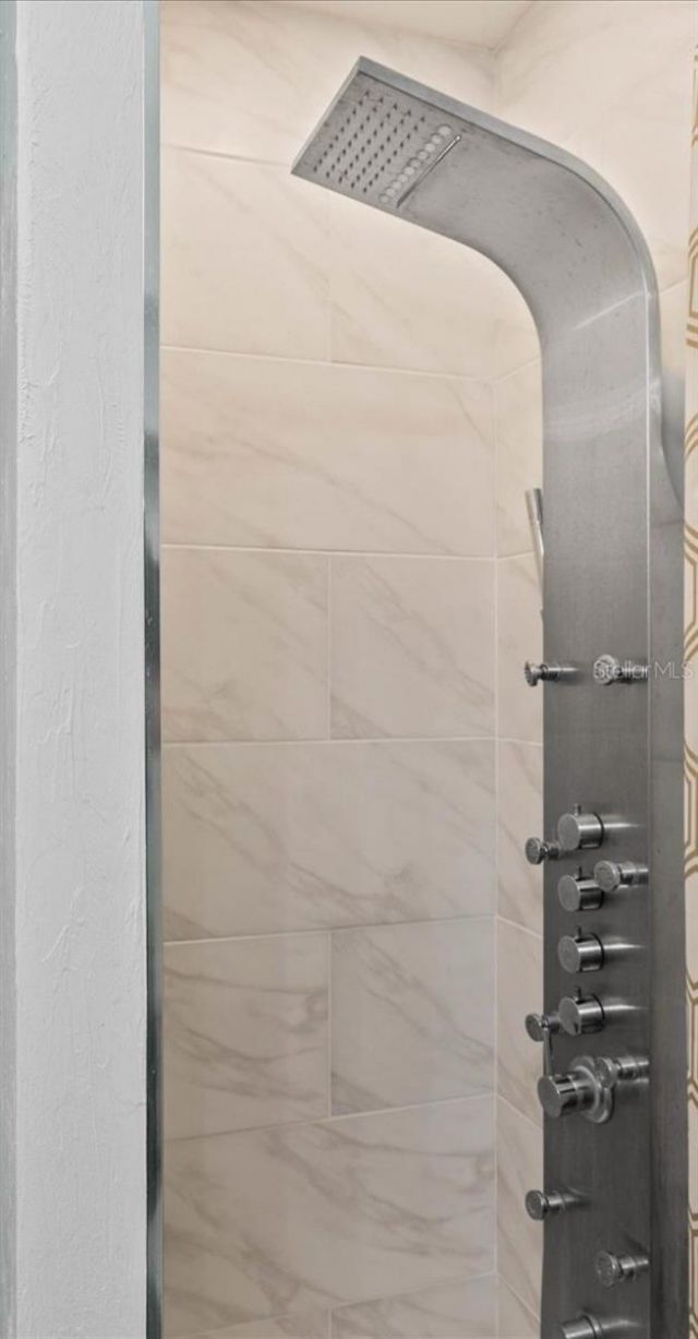 2084 Grove Street, Unit B, Sarasota, FL 34239 Photo