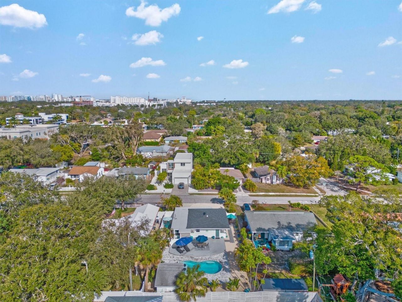 2084 Grove Street, Unit B, Sarasota, FL 34239 Photo