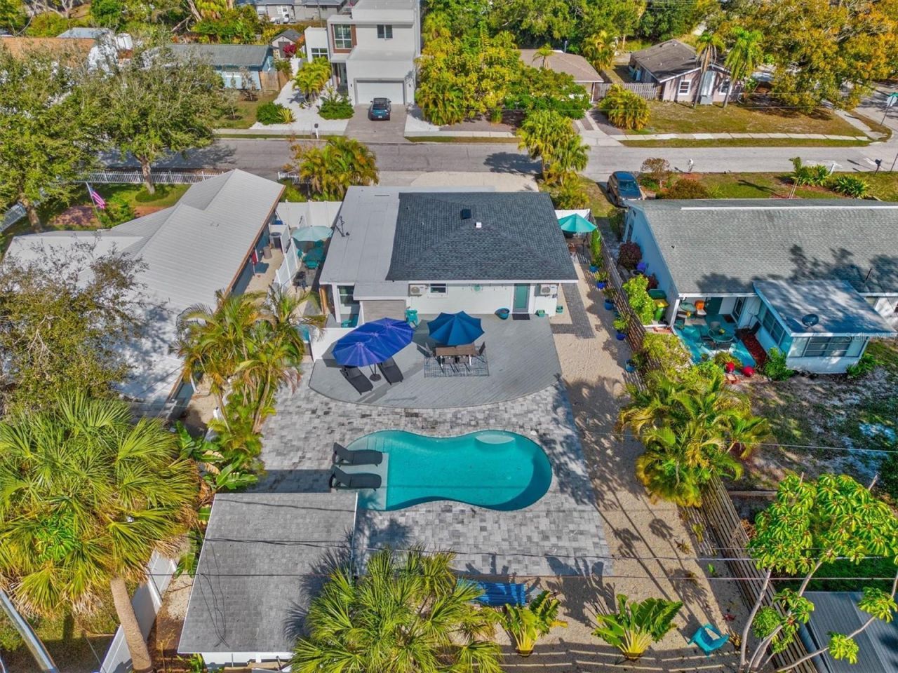 2084 Grove Street, Unit B, Sarasota, FL 34239 Photo