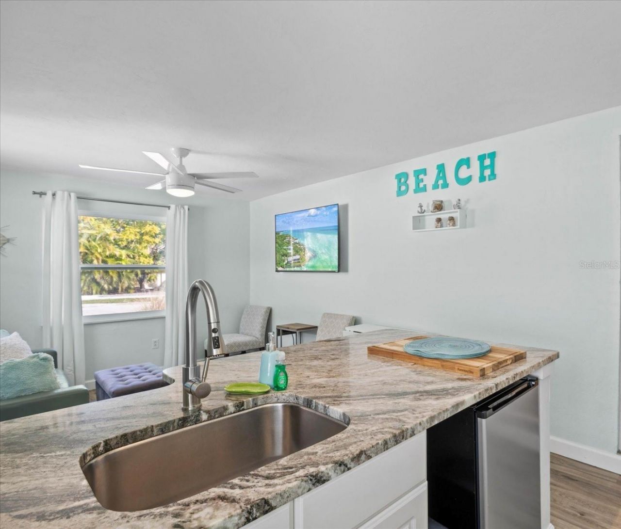 2084 Grove Street, Unit B, Sarasota, FL 34239 Photo
