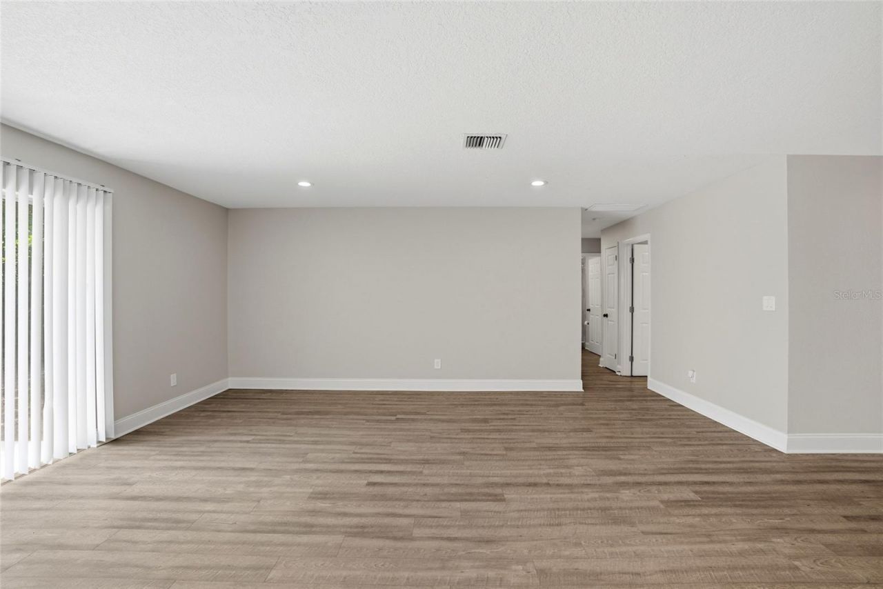 6460 33rd Avenue N, Saint Petersburg, FL 33710 Photo