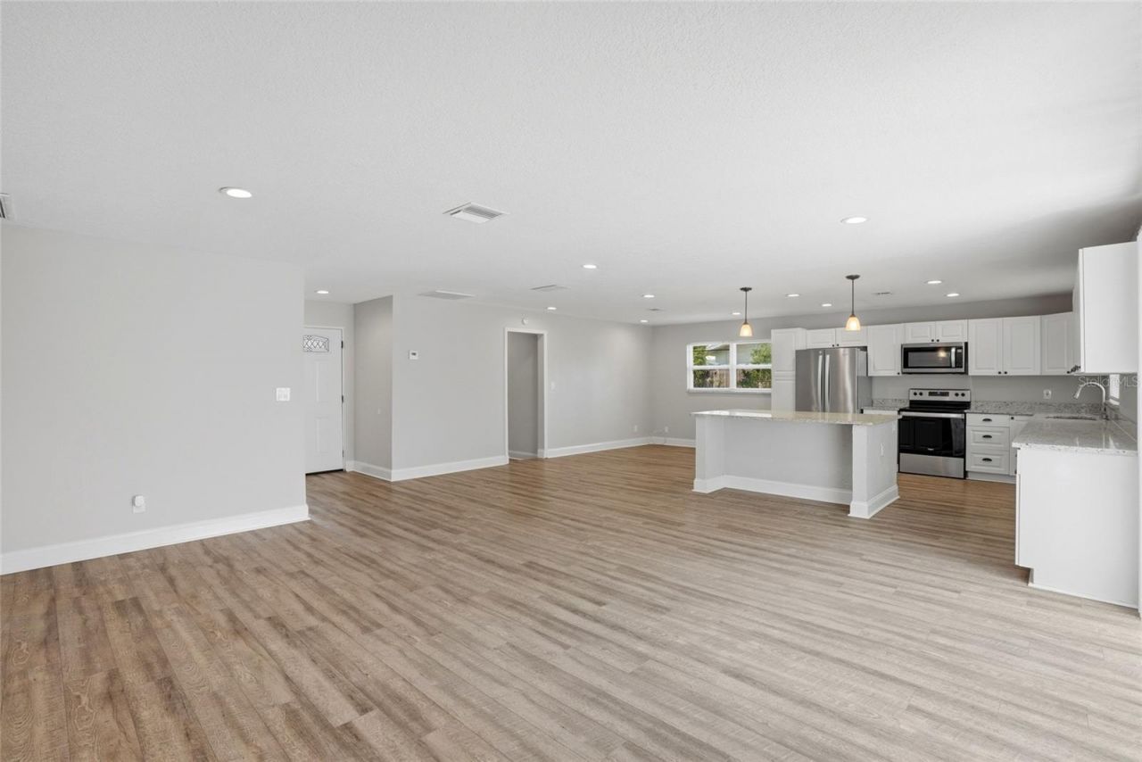 6460 33rd Avenue N, Saint Petersburg, FL 33710 Photo