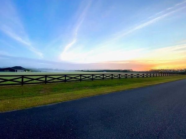 15681 NW 48TH PLACE , ALACHUA, FL 32615