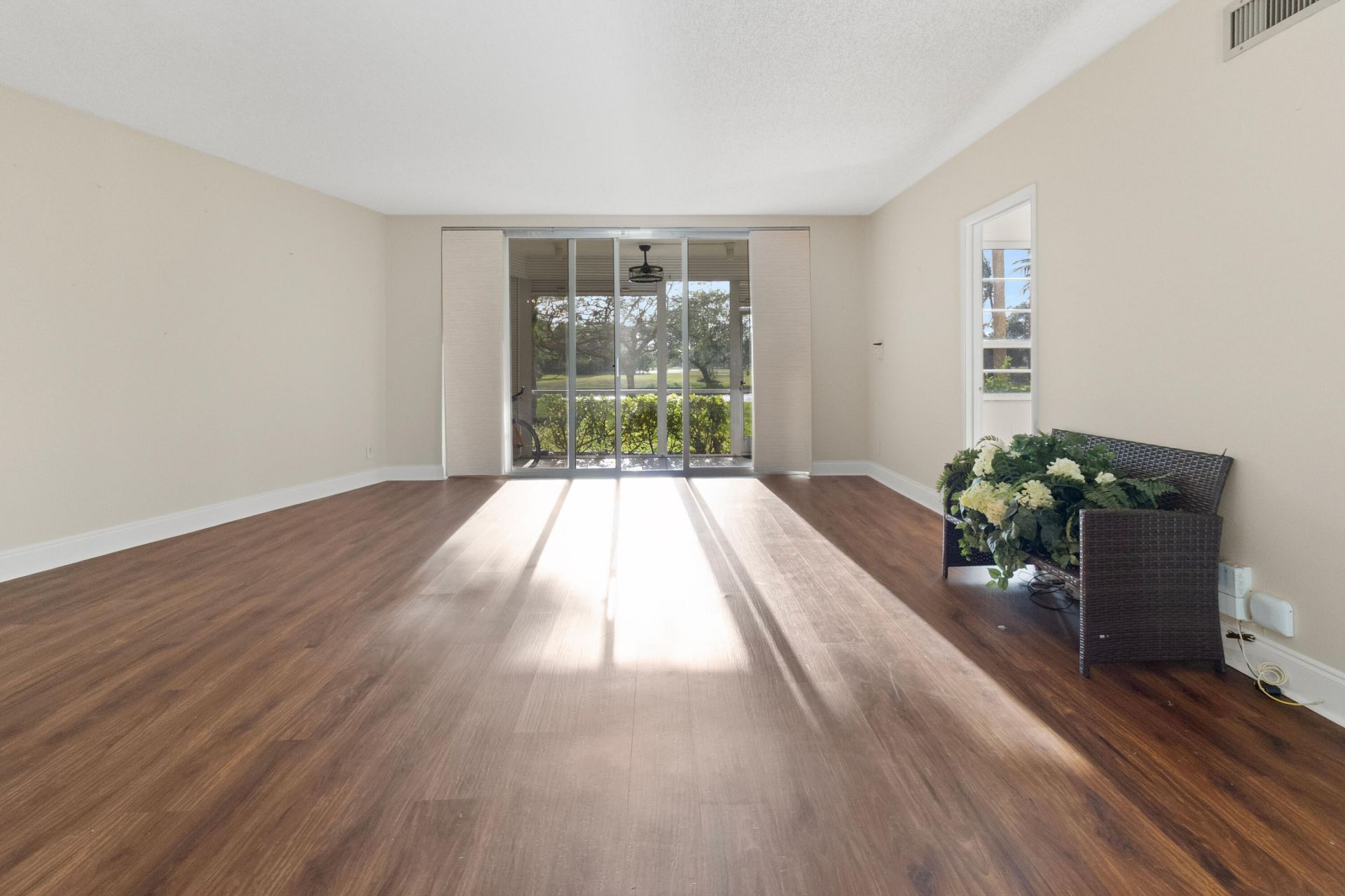 3499 Oaks Way, Unit 105, Pompano Beach, FL 33069 Photo