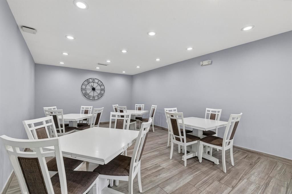 3499 Oaks Way, Unit 105, Pompano Beach, FL 33069 Photo