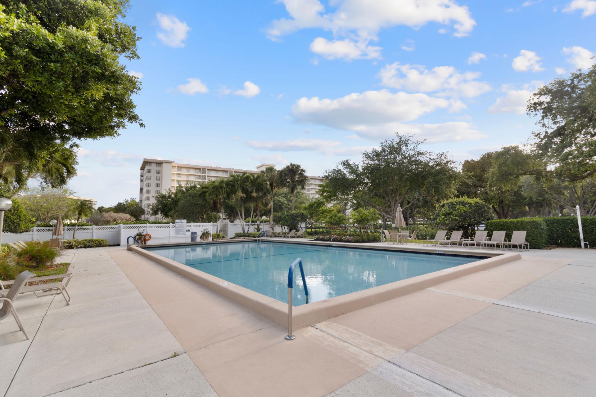 3499 Oaks Way, Unit 105, Pompano Beach, FL 33069 Photo