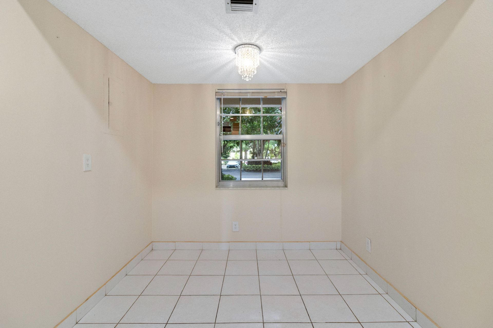 3499 Oaks Way, Unit 105, Pompano Beach, FL 33069 Photo