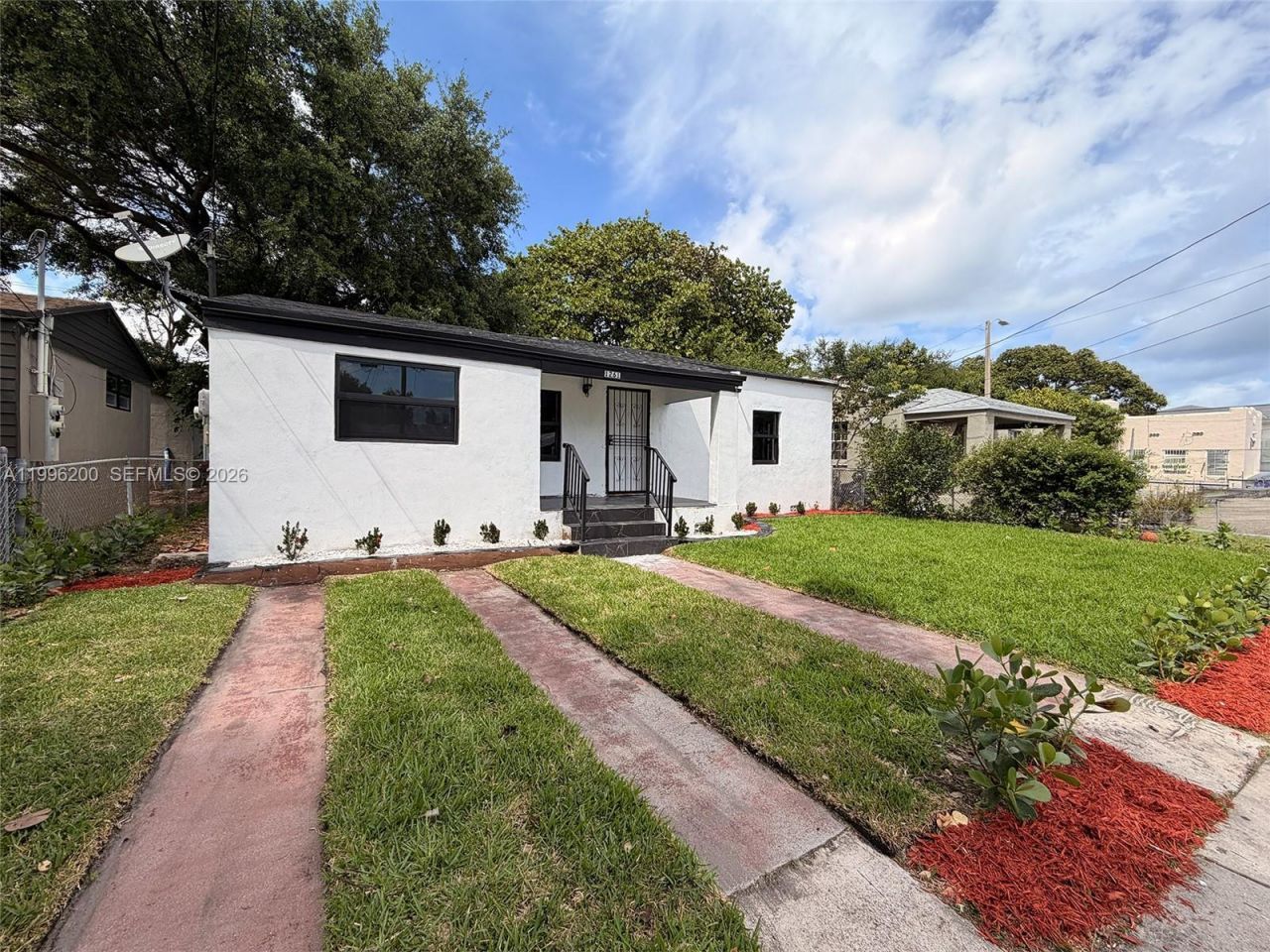 1261 NW 45th St, Miami, FL 33142 Photo