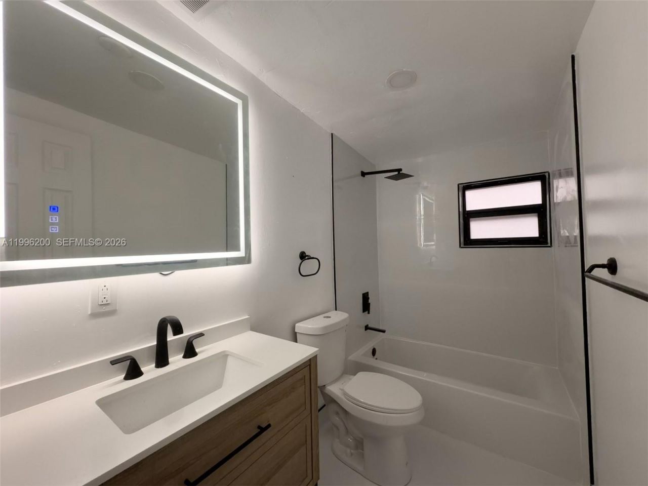 1261 NW 45th St, Miami, FL 33142 Photo