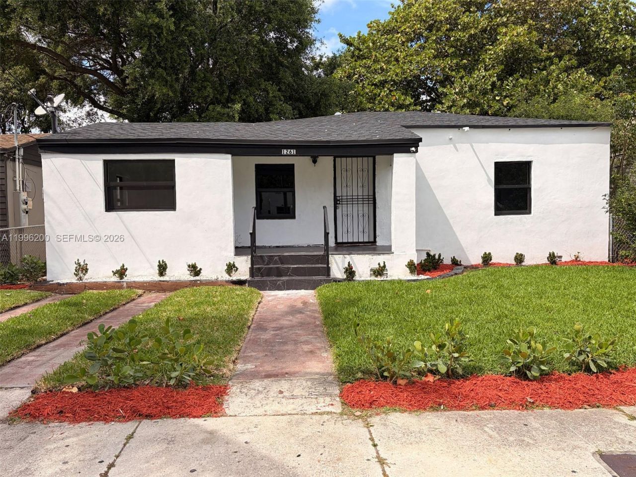1261 NW 45th St, Miami, FL 33142 Photo