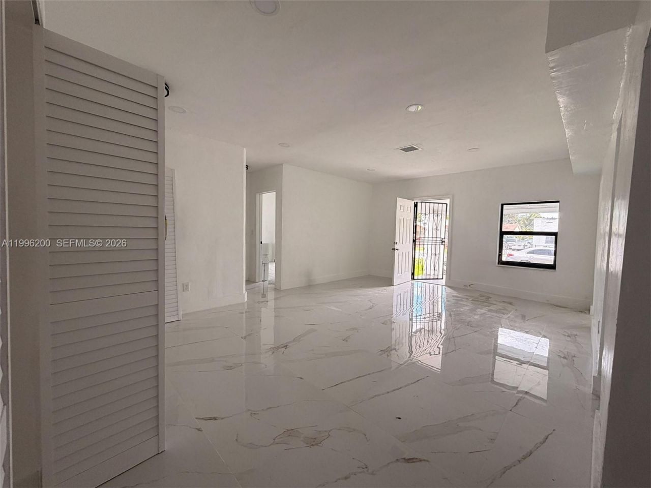 1261 NW 45th St, Miami, FL 33142 Photo