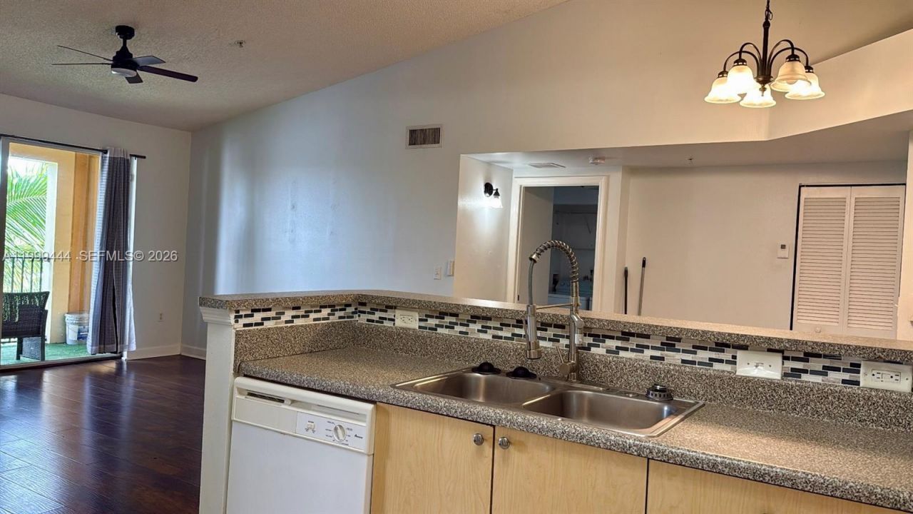 2201 W Preserve Way, Unit 306, Miramar, FL 33025 Photo