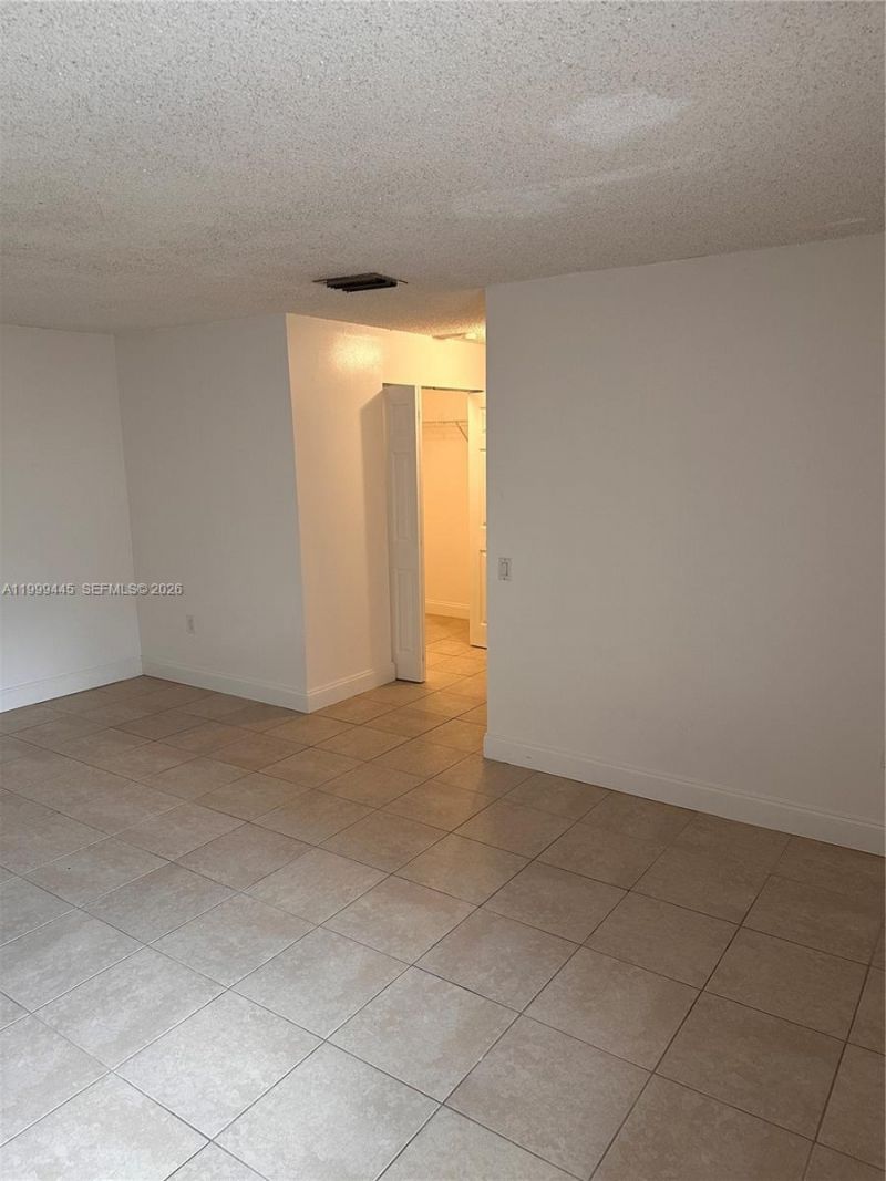 8440 SW 154th Cir Ct, Unit 302, Miami, FL 33193 Photo
