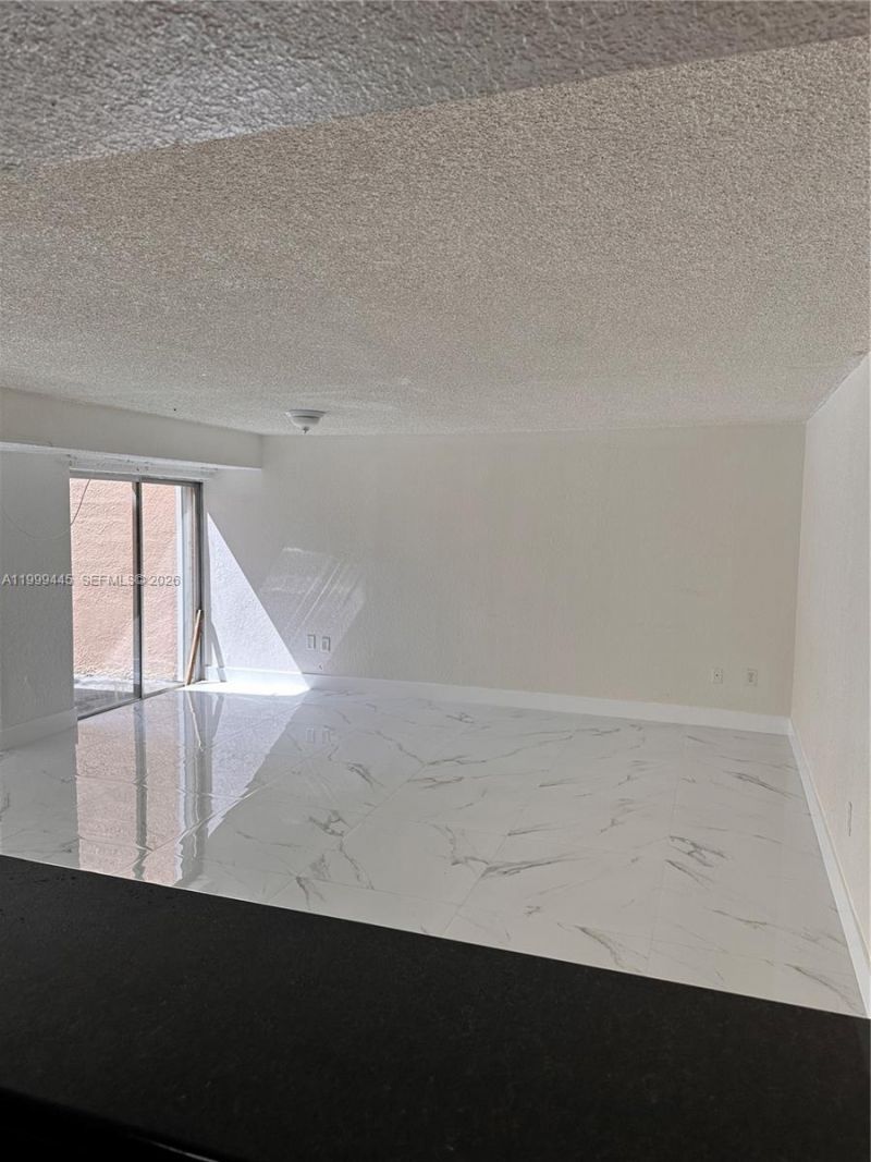 8440 SW 154th Cir Ct, Unit 302, Miami, FL 33193 Photo
