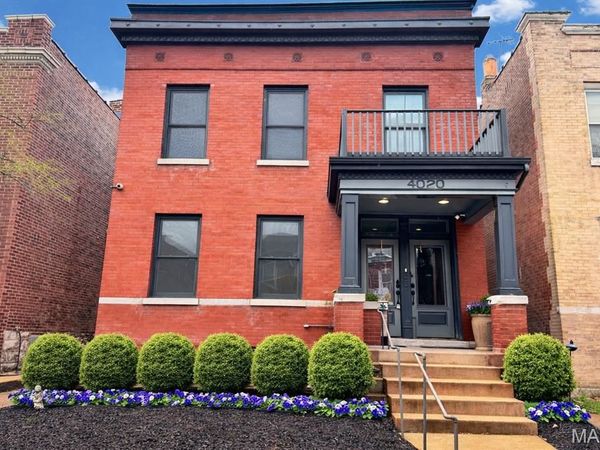 4020 Flad Avenue , St Louis, MO 63110