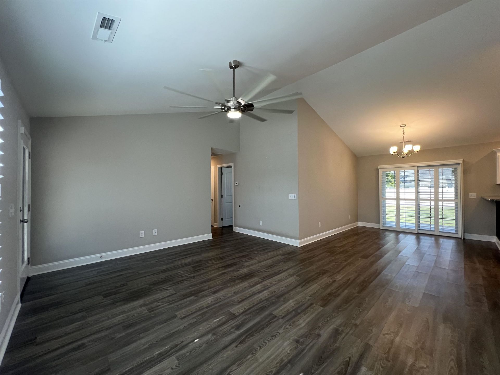 3120 Belgrove Ln. Photo 5