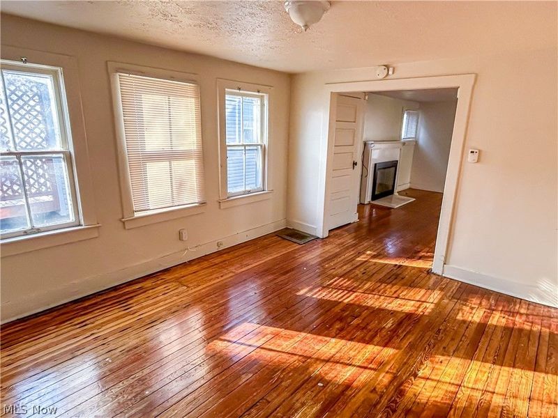 18104 Landseer Road , Cleveland, OH 44119 Photo 11