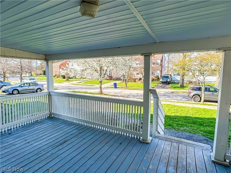 18104 Landseer Road , Cleveland, OH 44119 Photo 4