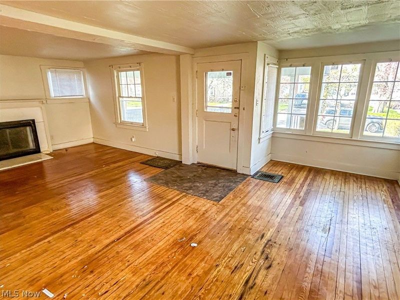 18104 Landseer Road , Cleveland, OH 44119 Photo 9