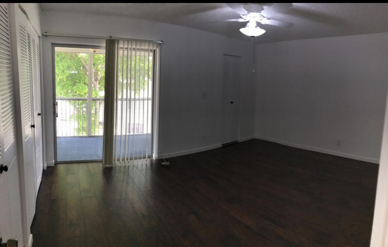 700 Village Green Court, Unit 302, Palm Springs, FL 33461 Photo