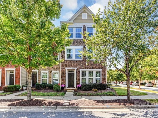 19002 Lake Breeze Drive , Cornelius, NC 28031