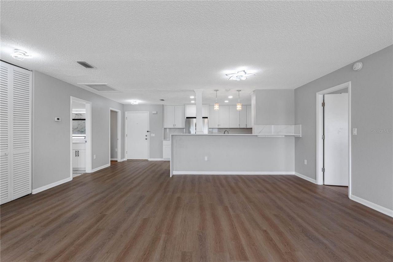 100 Bluff View Drive, Unit 404C, Belleair Bluffs, FL 33770 Photo