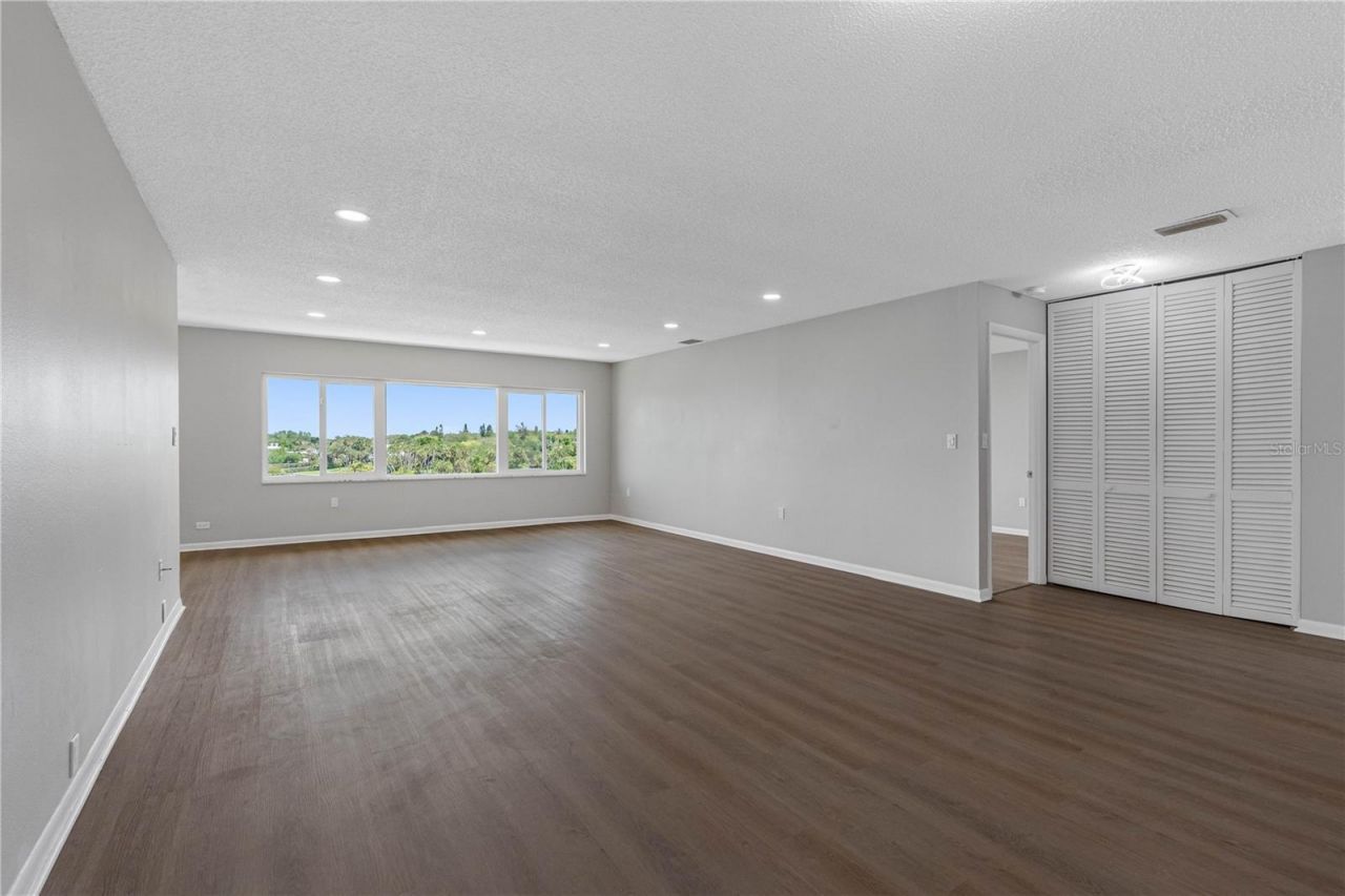 100 Bluff View Drive, Unit 404C, Belleair Bluffs, FL 33770 Photo