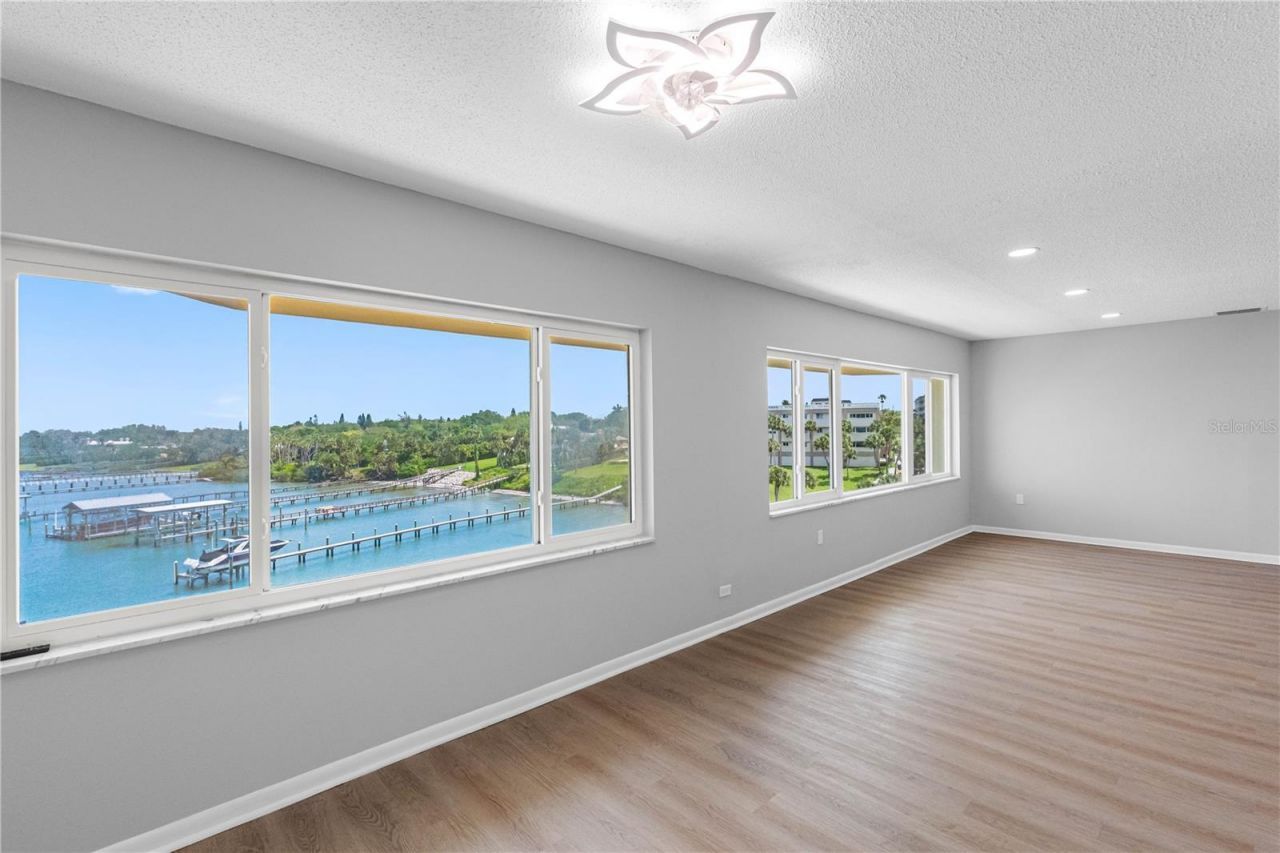 100 Bluff View Drive, Unit 404C, Belleair Bluffs, FL 33770 Photo