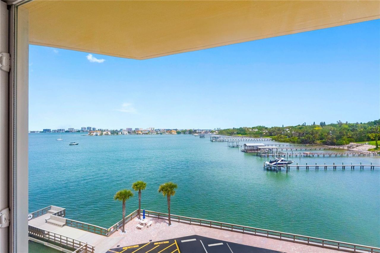100 Bluff View Drive, Unit 404C, Belleair Bluffs, FL 33770 Photo