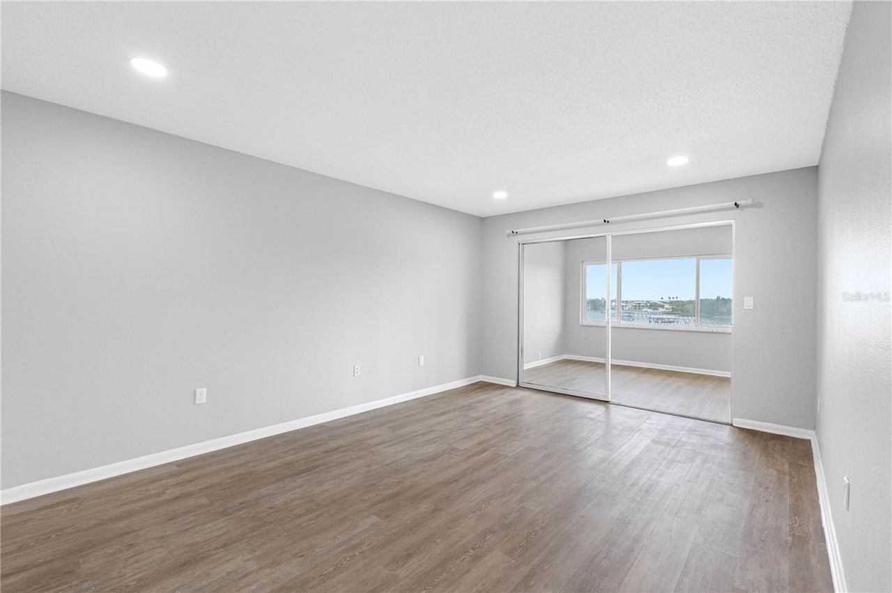 100 Bluff View Drive, Unit 404C, Belleair Bluffs, FL 33770 Photo