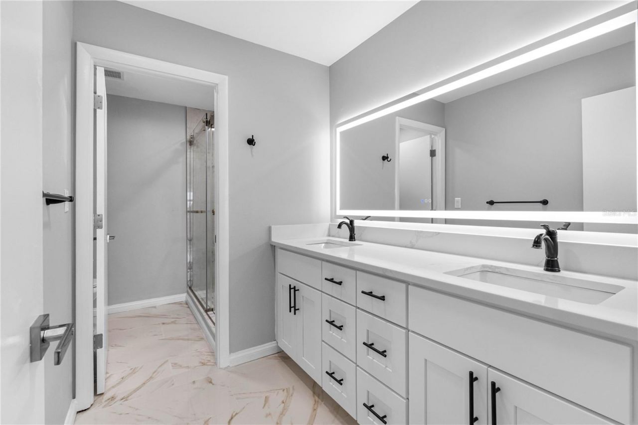 100 Bluff View Drive, Unit 404C, Belleair Bluffs, FL 33770 Photo