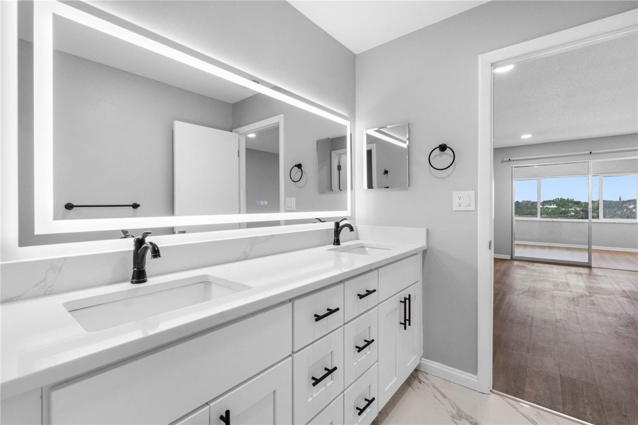 100 Bluff View Drive, Unit 404C, Belleair Bluffs, FL 33770 Photo