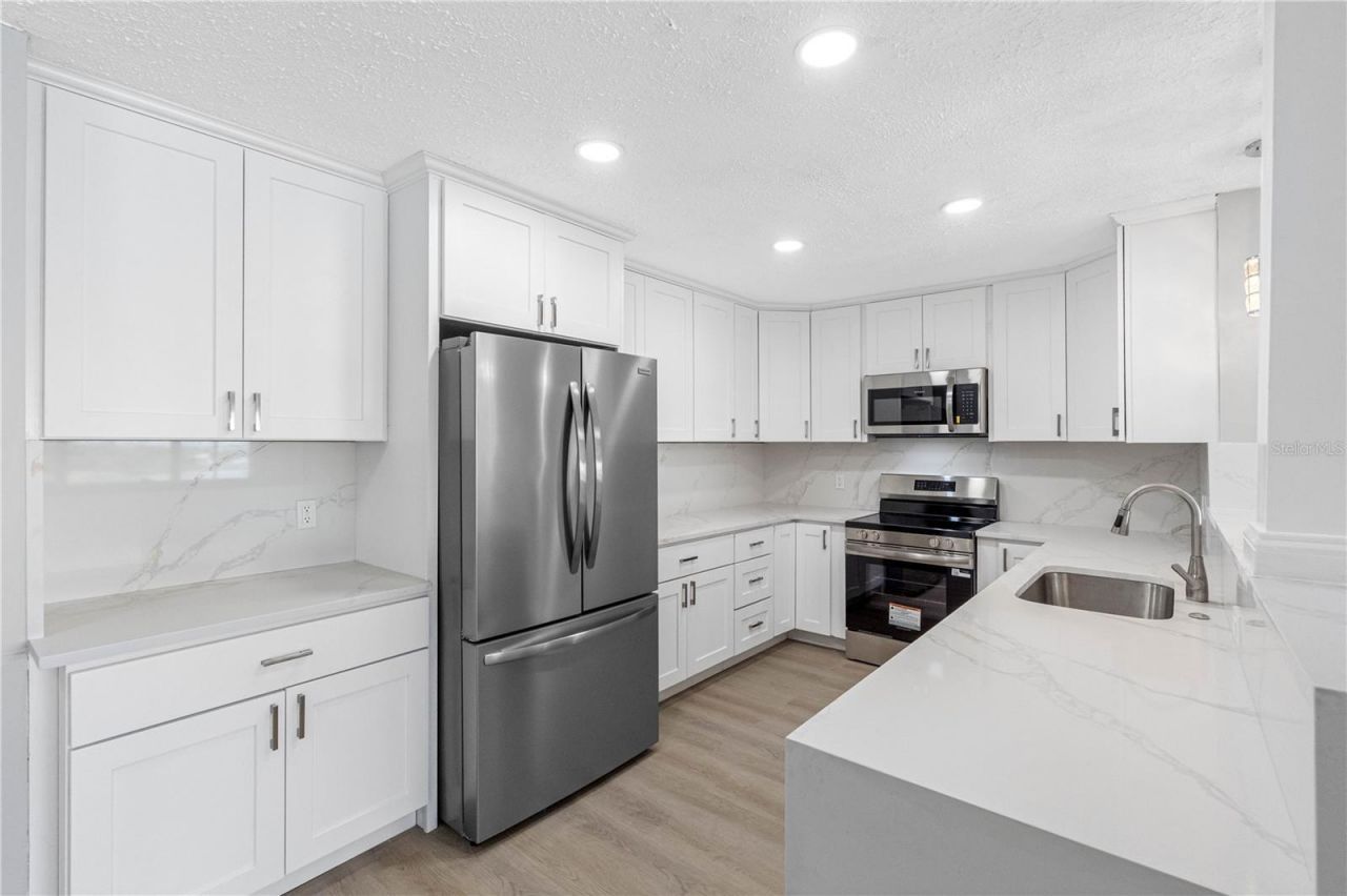 100 Bluff View Drive , Unit 404C, Belleair Bluffs, FL 33770 Photo