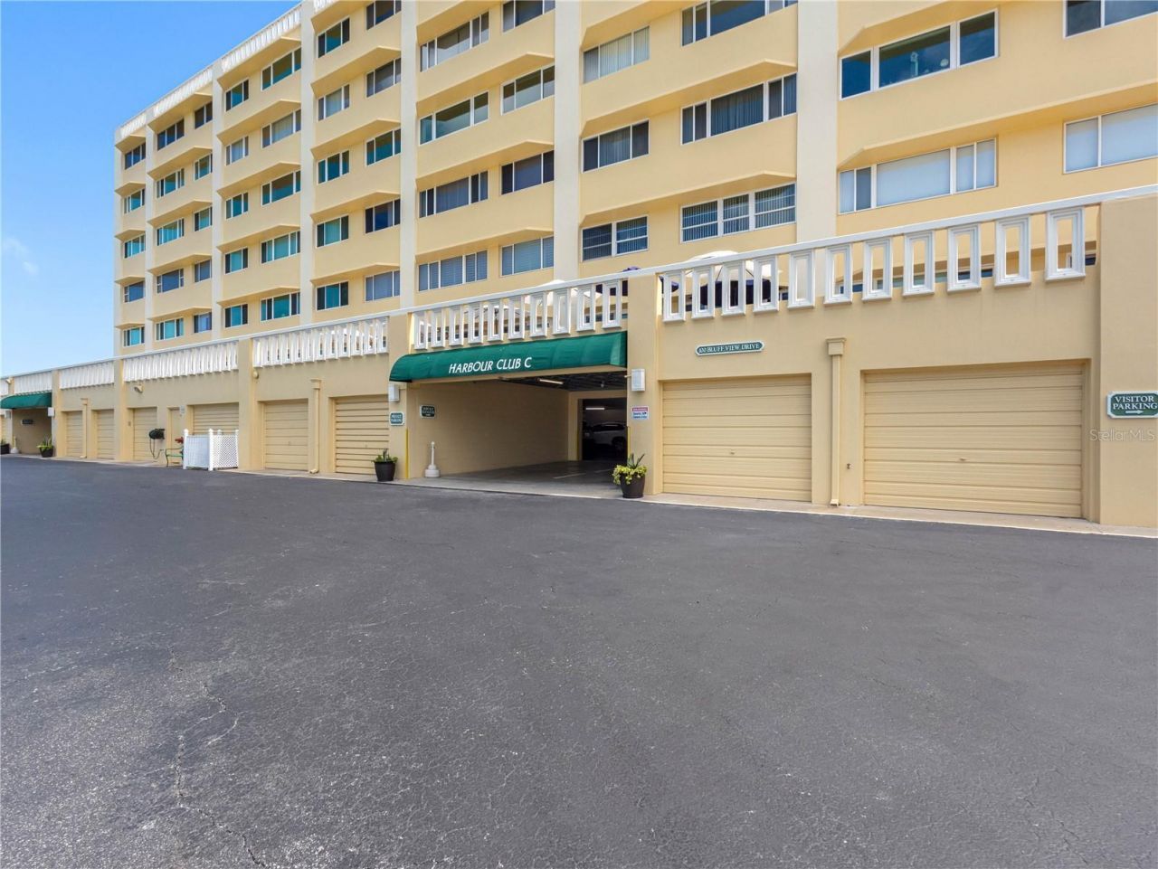 100 Bluff View Drive, Unit 404C, Belleair Bluffs, FL 33770 Photo