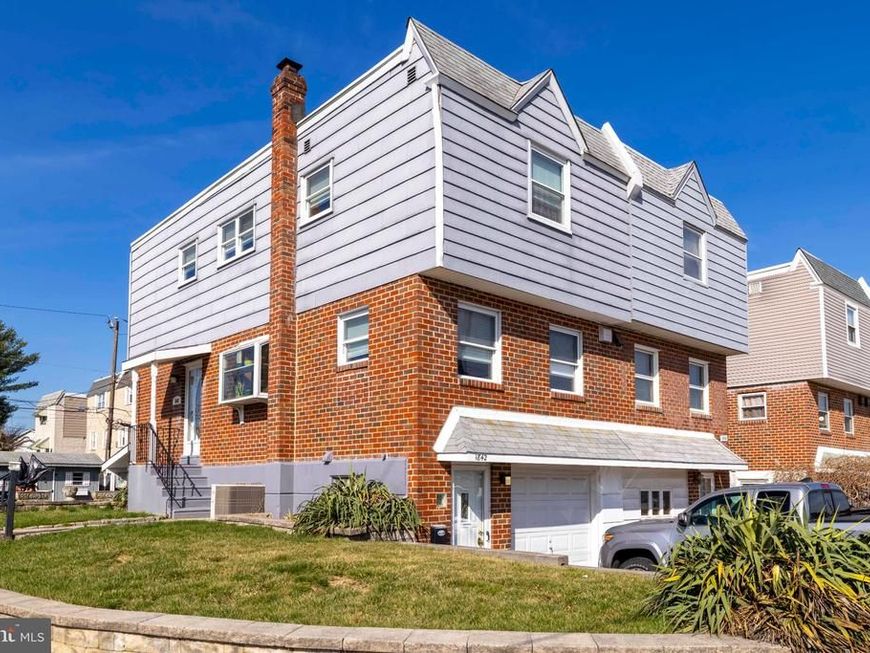 1842 Tomlinson Road, Philadelphia, PA 19116 Main Photo