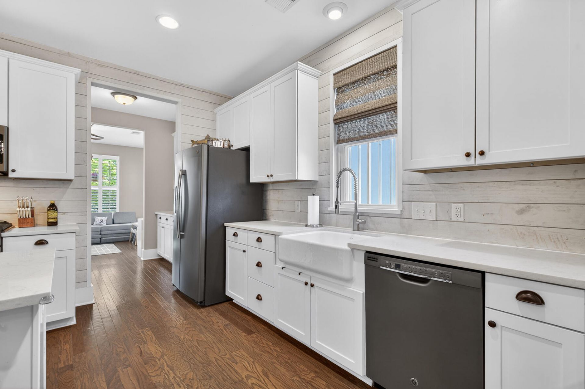 3545 Sewel Avenue Photo 19