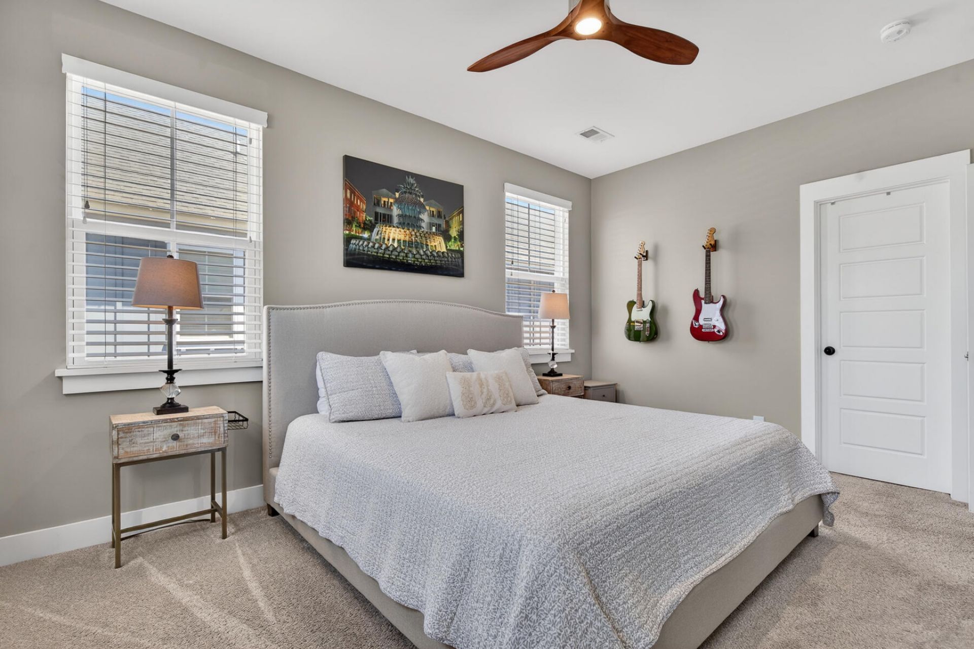 3545 Sewel Avenue Photo 31