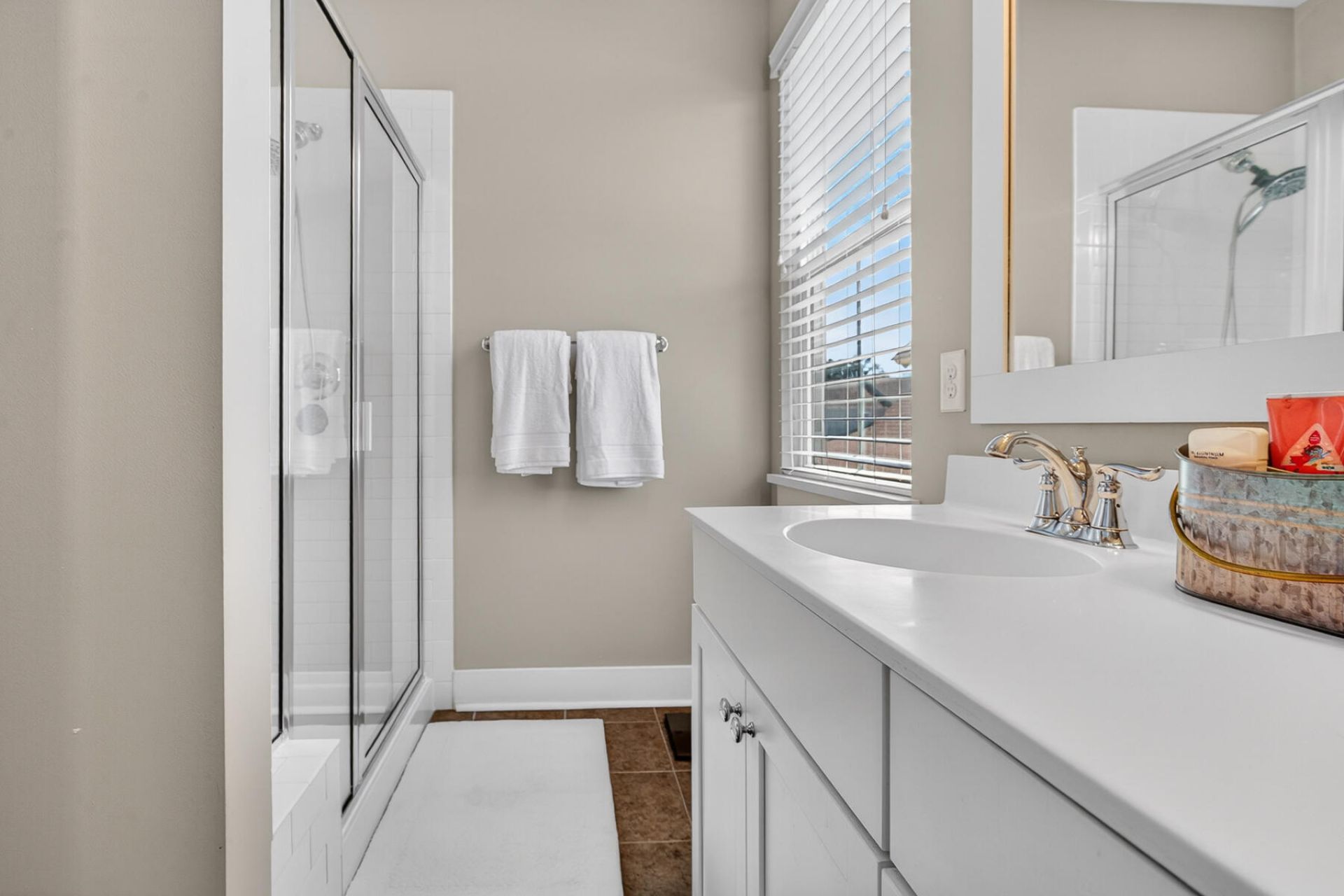 3545 Sewel Avenue Photo 35