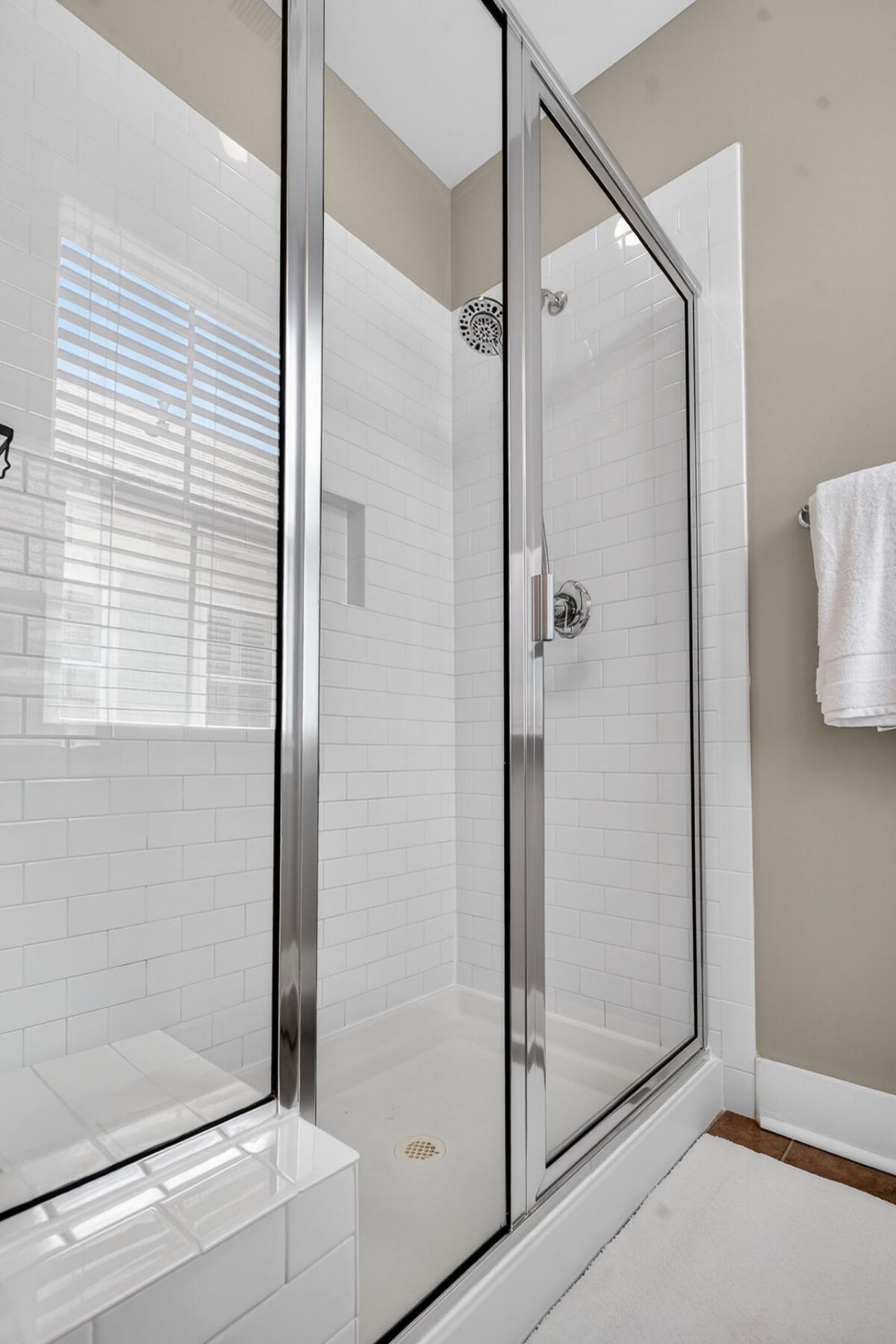 3545 Sewel Avenue Photo 36